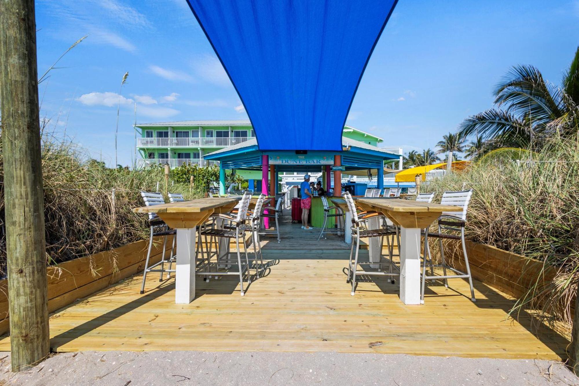 Ocean View Hotel Room With Balcony- King Bed #21 Fort Pierce Exterior foto