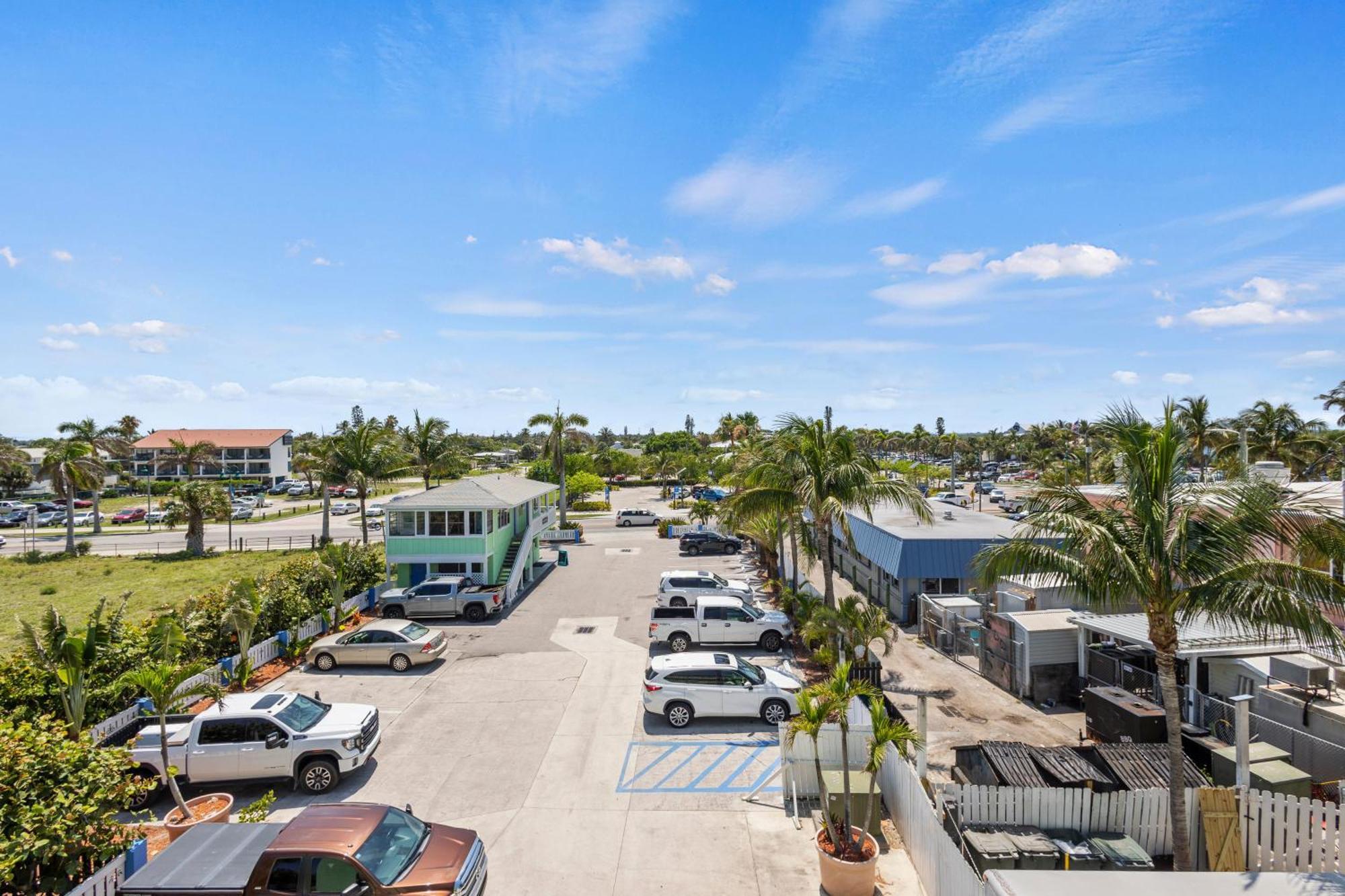 Ocean View Hotel Room With Balcony- King Bed #21 Fort Pierce Exterior foto